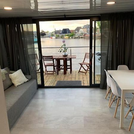 Unique New Houseboat Moored 4 Apartment Zwartsluis Exterior photo